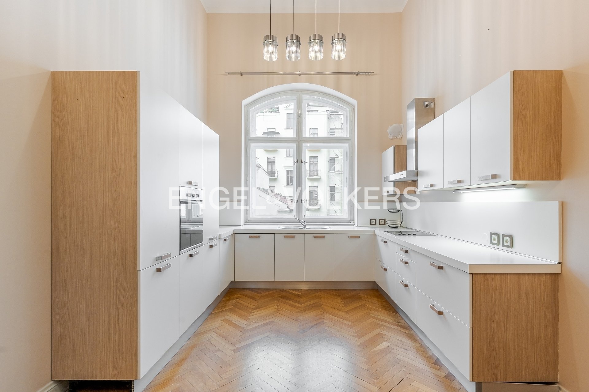 P1578289-HDR_web