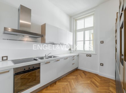 Pronájem bytu, 3+1, 138 m²