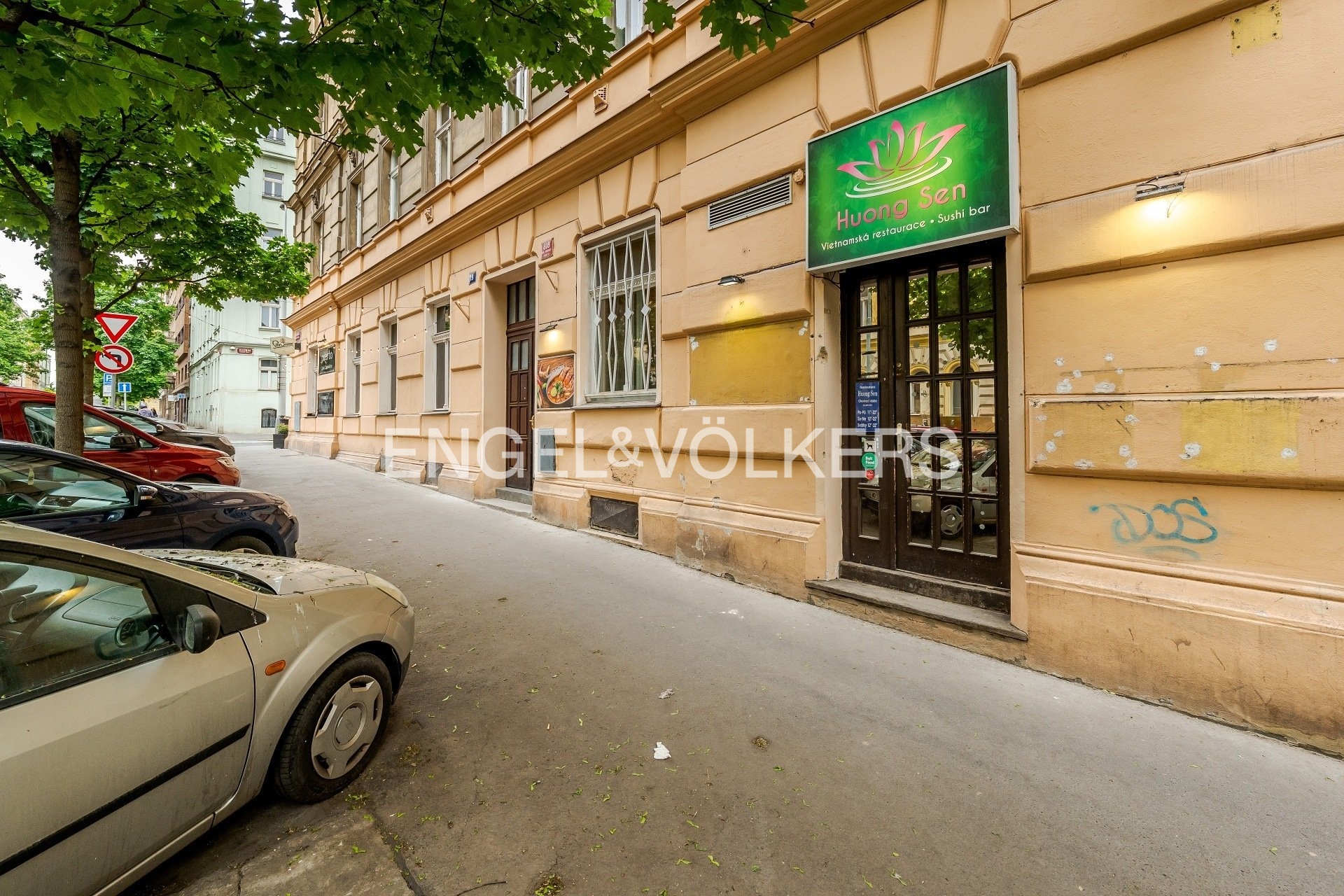 2 P1567326_web