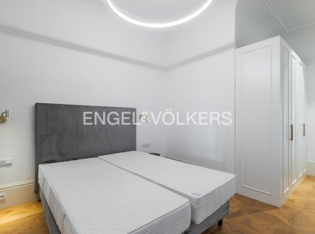 Pronájem bytu, 2+kk, 88 m²