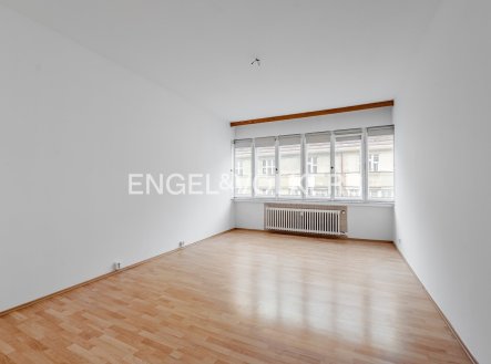 Pronájem bytu, 2+1, 85 m² obrázek