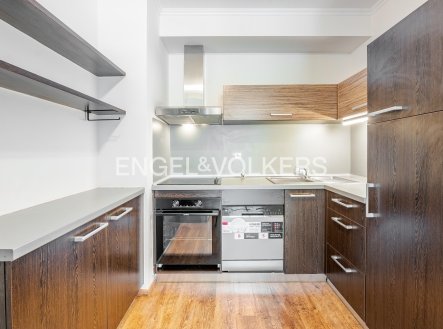 Prodej bytu, 2+kk, 61 m²