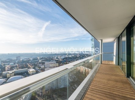 Pronájem bytu, 3+kk, 132 m²