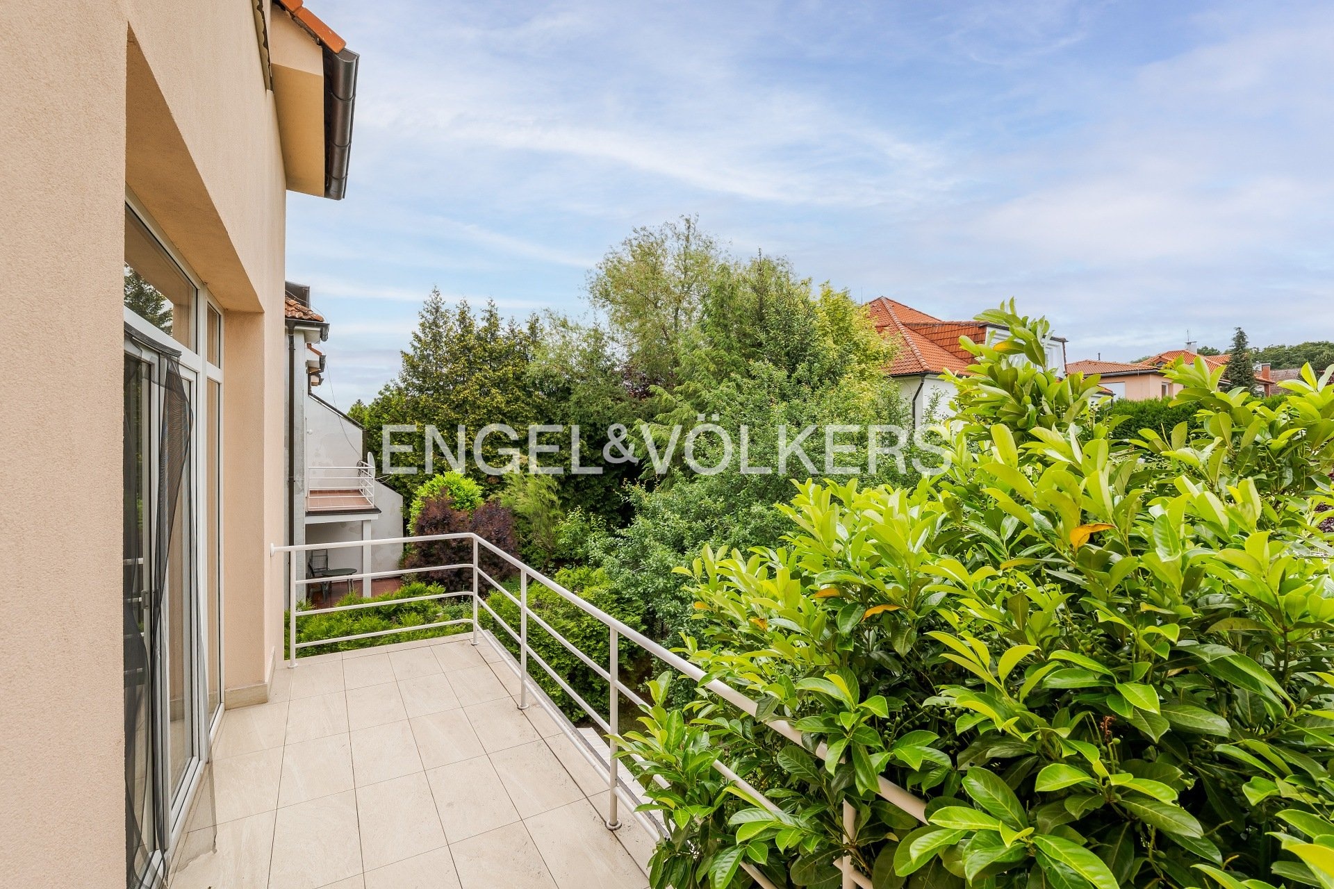 3 P1590044-HDR-Edit_web