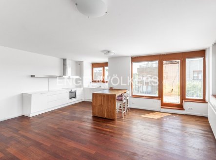 Pronájem bytu, 3+kk, 97 m²