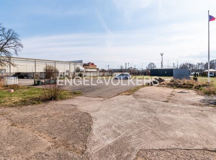 Pronájem pozemku pro komerční výstavbu, 2 593 m²