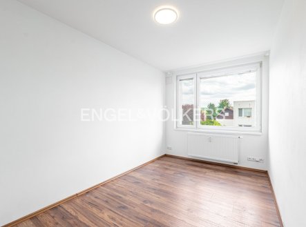 Pronájem bytu, 3+kk, 74 m²