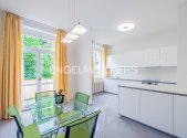 Pronájem bytu, 4+1, 149 m²