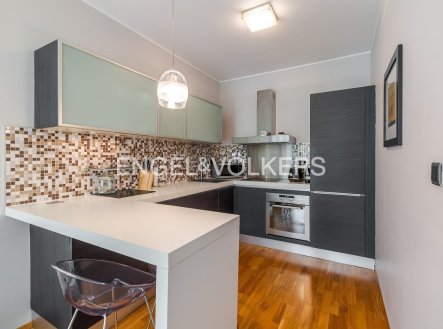 Pronájem bytu, 2+kk, 61 m²