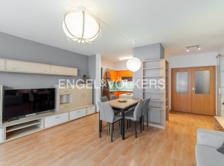 Pronájem bytu, 3+kk, 102 m²
