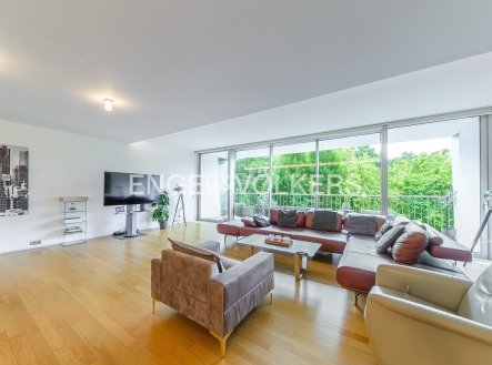 Pronájem bytu, 4+kk, 180 m²
