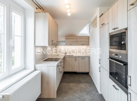 Pronájem bytu, 3+kk, 81 m²
