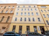 Pronájem kanceláře, 136 m²