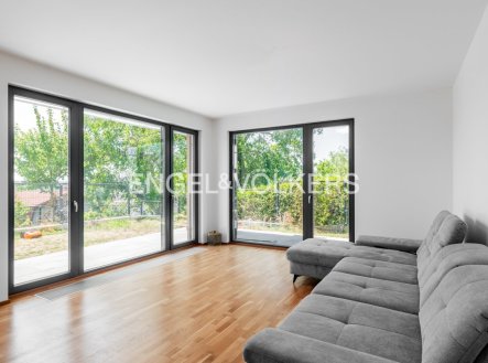 Pronájem bytu, 4+kk, 120 m²