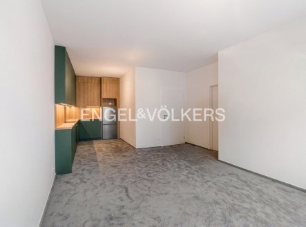 Pronájem bytu, 2+kk, 42 m²