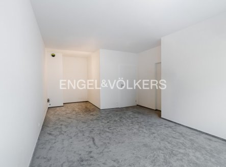 Pronájem bytu, 2+kk, 42 m²
