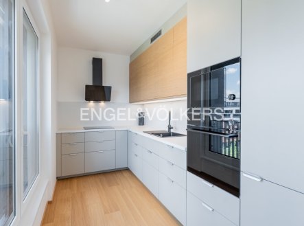 Pronájem bytu, 2+kk, 60 m²