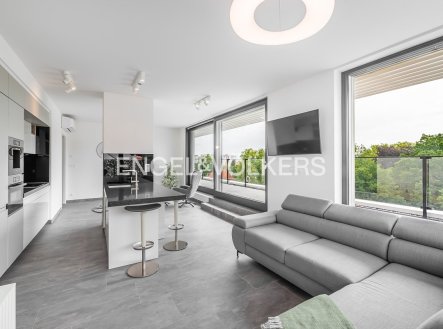 Pronájem bytu, 2+kk, 70 m²