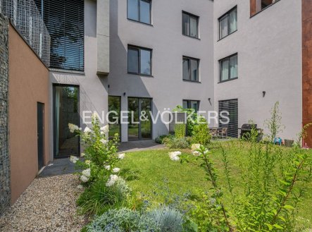 Pronájem bytu, 2+kk, 91 m²