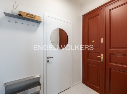 Prodej bytu, 3+kk, 66 m²
