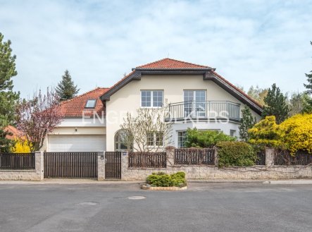 Prodej domu/vily, 403 m² obrázek
