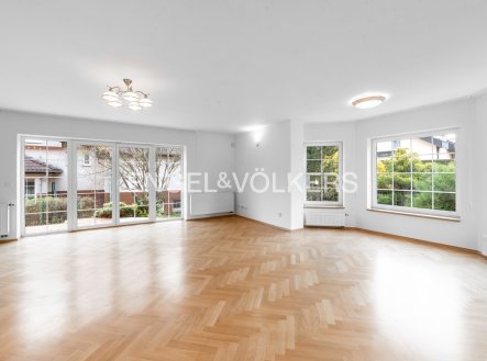 Prodej domu/vily, 403 m²