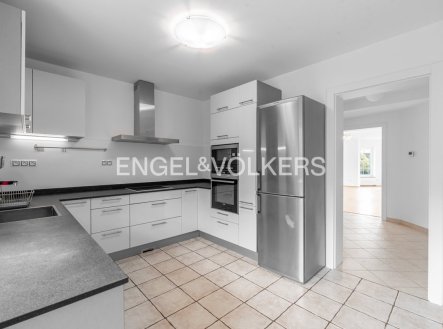 Prodej domu/vily, 403 m²