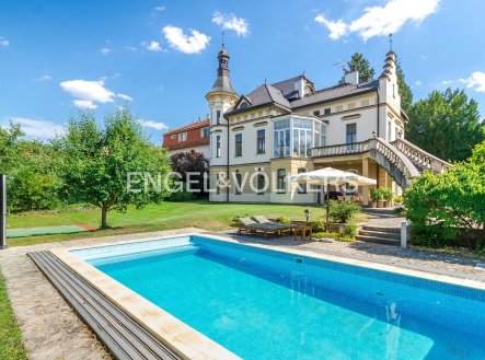 Prodej domu/vily, 581 m²