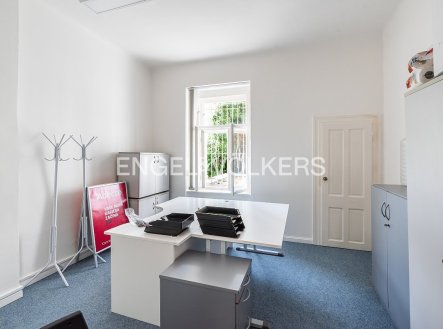 Pronájem kanceláře, 89 m²