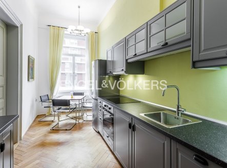 Pronájem bytu, 1+1, 42 m²
