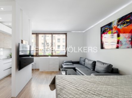 Pronájem bytu, 1+kk, 35 m² obrázek