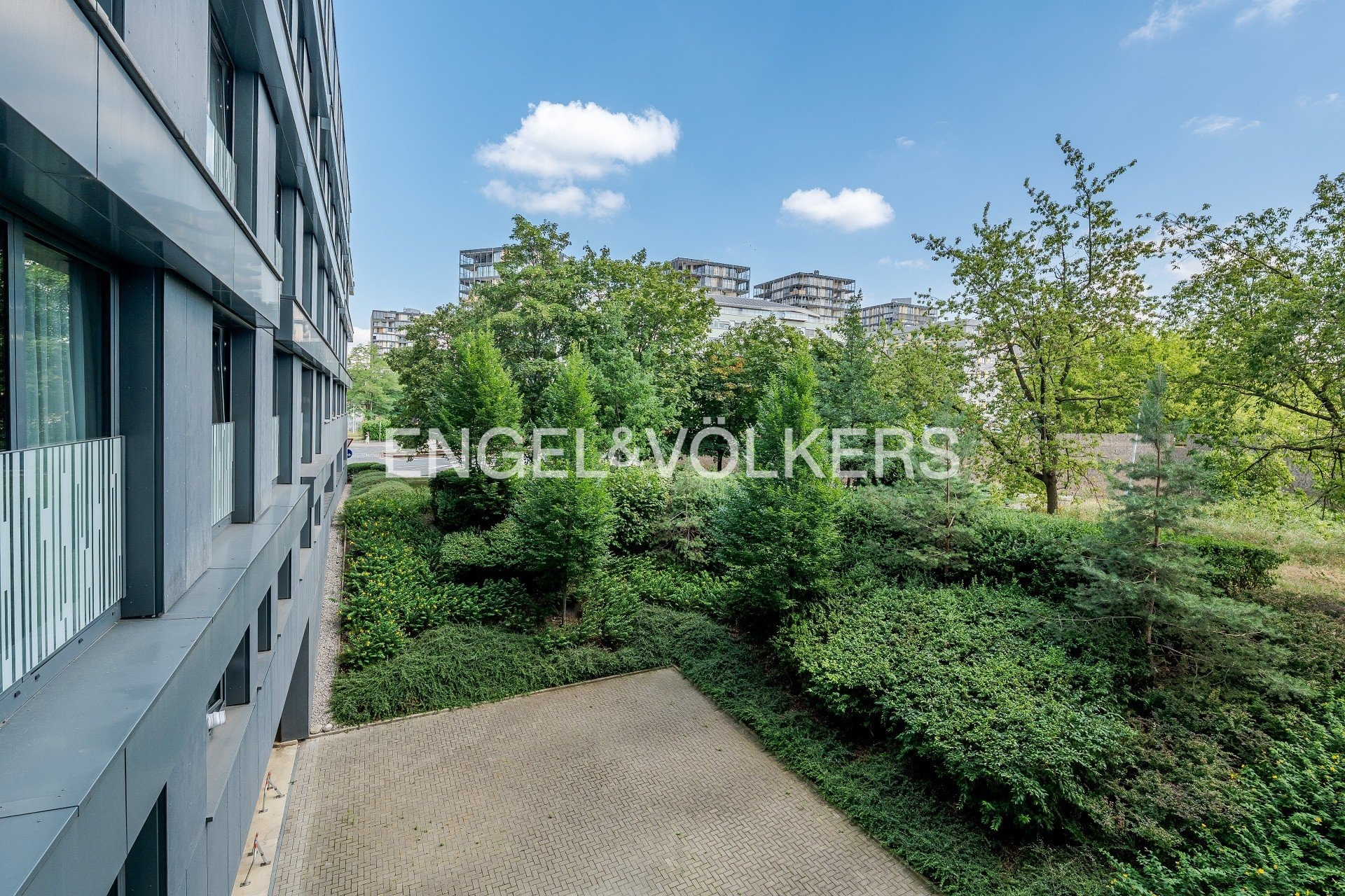 P1602591-HDR_web