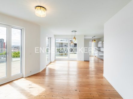 Pronájem bytu, 3+kk, 93 m² obrázek