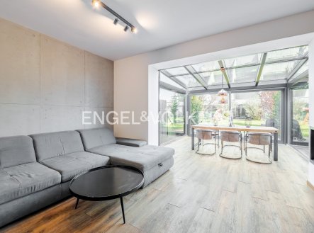 Prodej domu/vily, 197 m²
