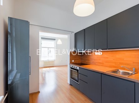 Pronájem bytu, 1+kk, 37 m²