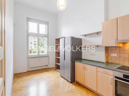 Pronájem bytu, 3+1, 134 m²