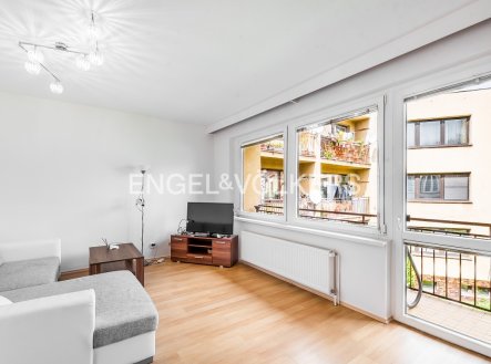 Pronájem bytu, 4+kk, 82 m²