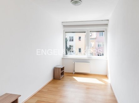 Pronájem bytu, 4+kk, 82 m²