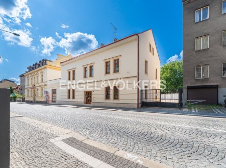 Prodej komerčního objektu, výroba, 873 m²