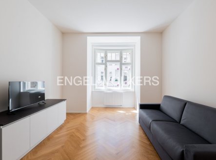 Pronájem bytu, 2+kk, 56 m²