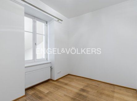 Pronájem bytu, 3+kk, 76 m²