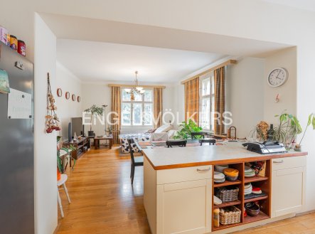 Pronájem bytu, 5+kk, 195 m²