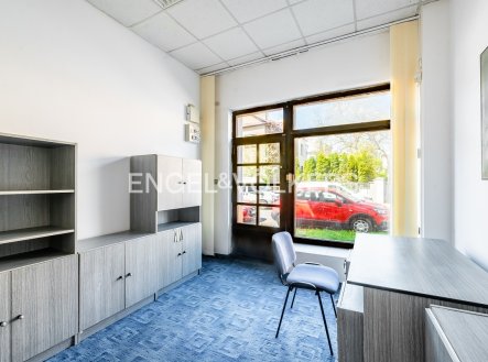 Pronájem kanceláře, 36 m²