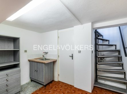 Pronájem kanceláře, 36 m²