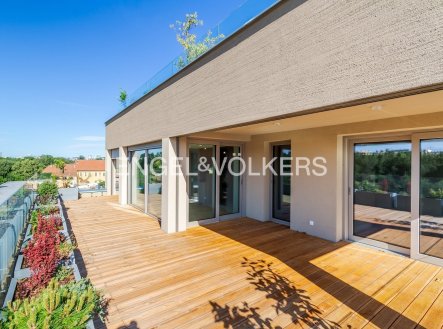Pronájem bytu, 4+kk, 98 m²