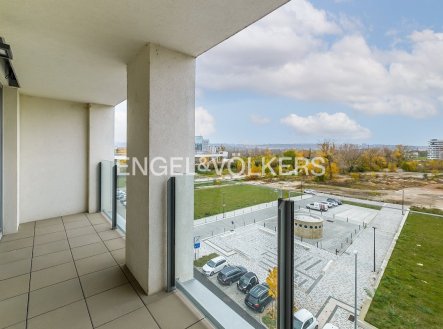 Pronájem bytu, 2+kk, 63 m²