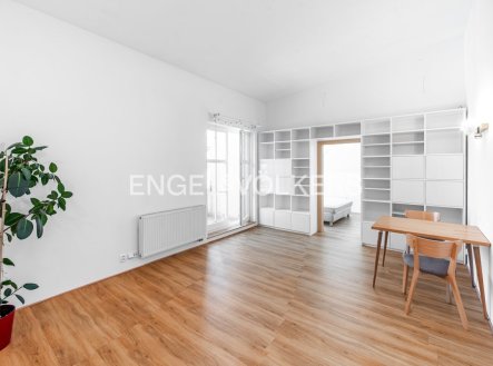 Pronájem bytu, 3+kk, 75 m²