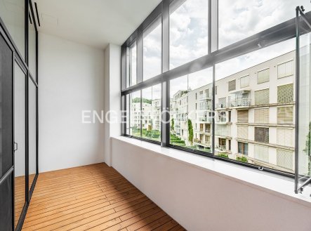 Pronájem bytu, 3+kk, 105 m²