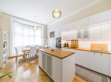 Pronájem bytu, 3+1, 107 m²