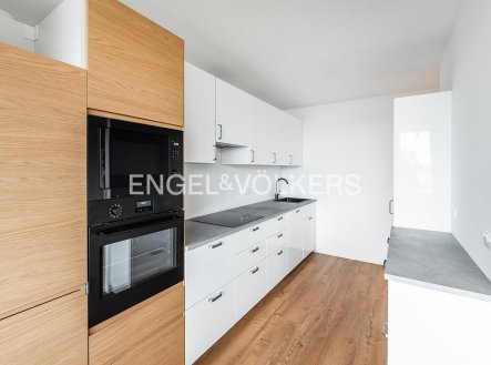 Pronájem bytu, 3+kk, 75 m²